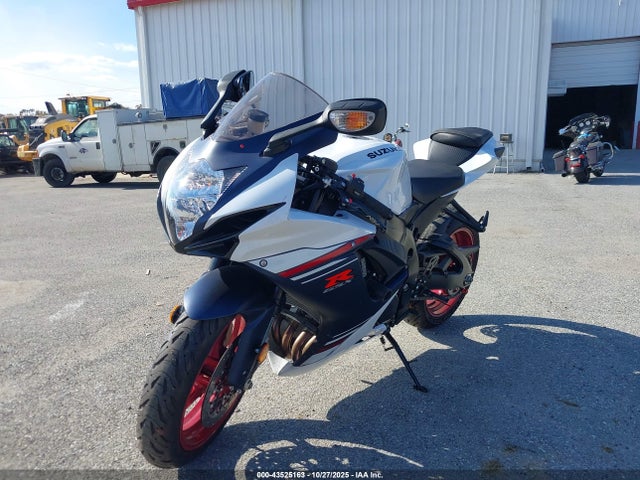 Suzuki GSX-R600 2025 JS1GN7FA6S7100262 Image 2