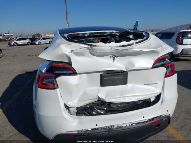 2021 TESLA MODEL Y 5YJYGDEE4MF098046 Photo 5