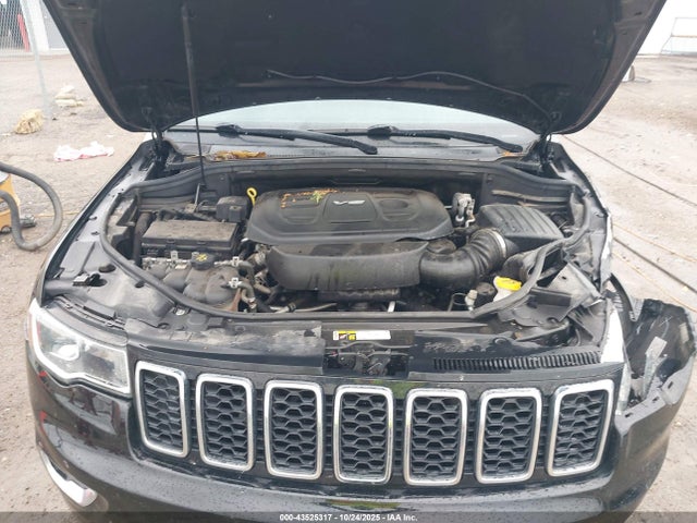 2018 JEEP GRAND CHEROKEE 1C4RJFBG7JC250997 Photo 9