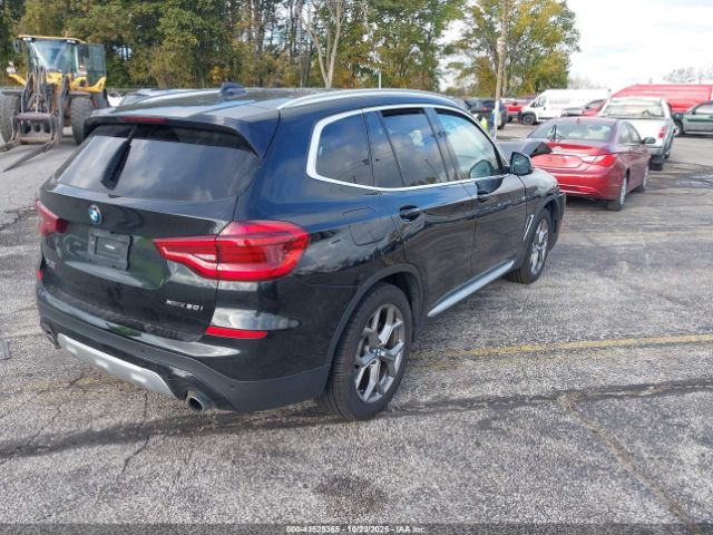 2020 BMW X3 5UXTY5C01L9C62075 Photo 3