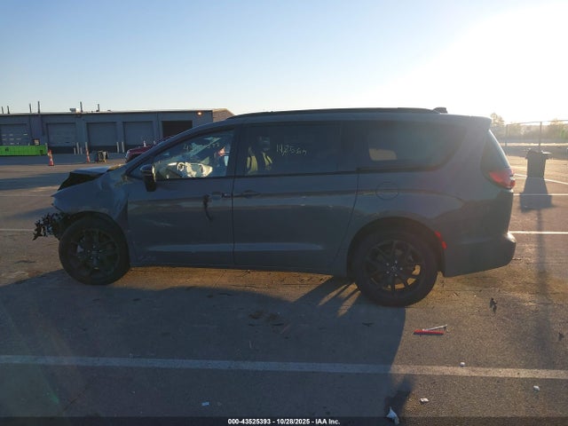 Chrysler Pacifica Limited Awd 2025 2C4RC3GG2SR565751 Image 14