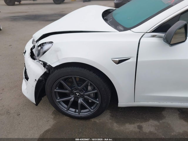 2020 TESLA MODEL 3 5YJ3E1EA0LF745195 Photo 5