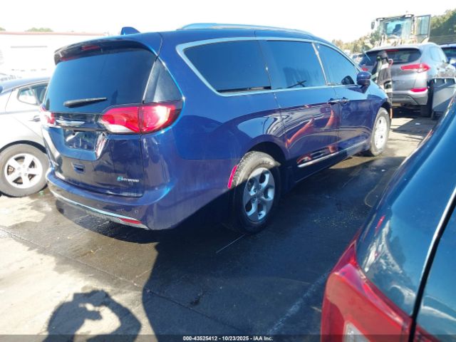 2018 CHRYSLER PACIFICA HYBRID 2C4RC1L76JR133494 Photo 3