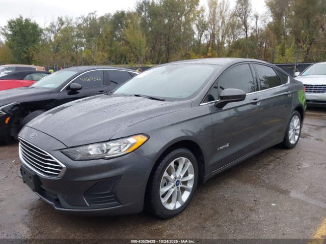 2019 FORD FUSION HYBRID 3FA6P0LU0KR152437 Photo 1
