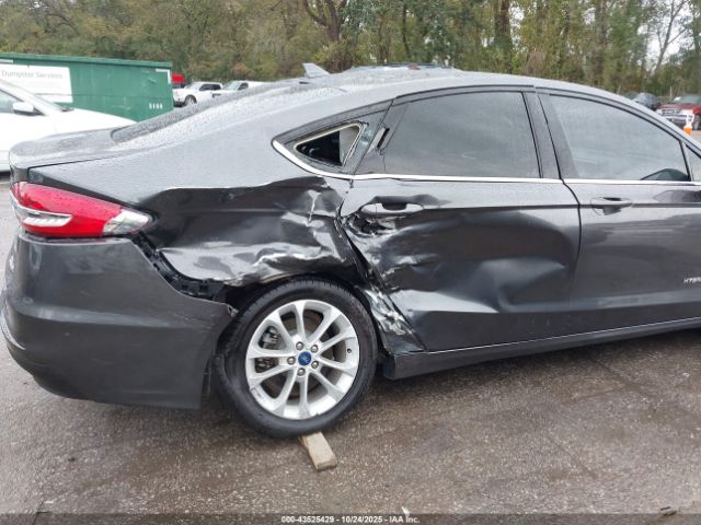 2019 FORD FUSION HYBRID 3FA6P0LU0KR152437 Photo 5