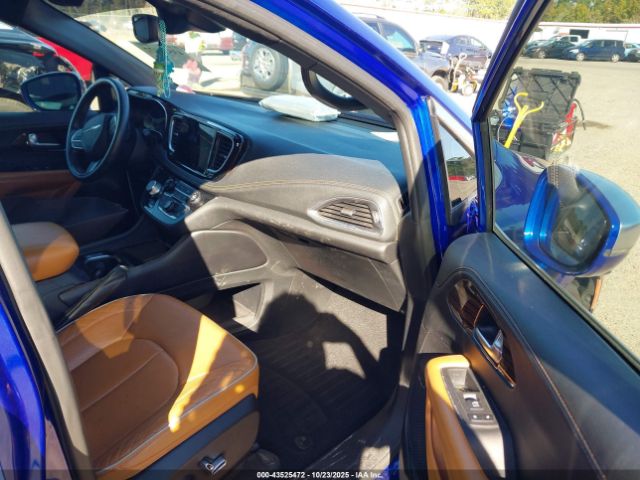 2021 CHRYSLER PACIFICA HYBRID 2C4RC1N71MR513926 Photo 4