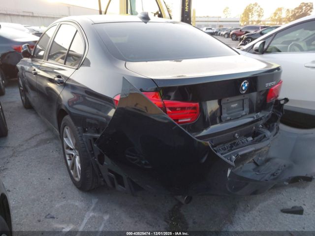 2017 BMW 320I WBA8A9C38HK864446 Photo 2
