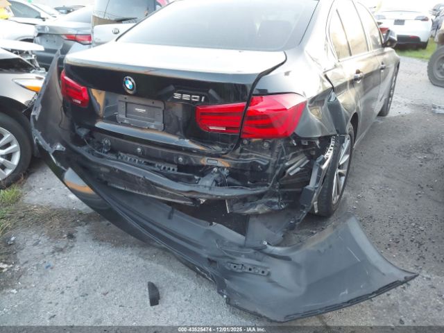 2017 BMW 320I WBA8A9C38HK864446 Photo 3