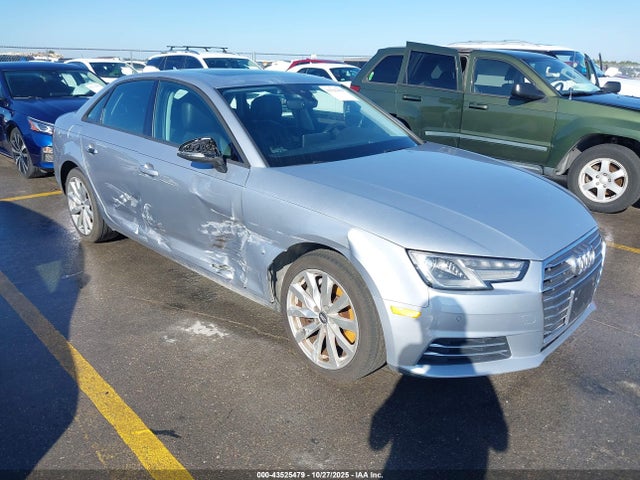 2017 AUDI A4 WAUANAF45HN000240 Photo 0