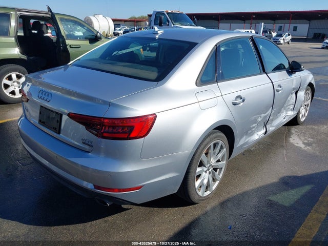 2017 AUDI A4 WAUANAF45HN000240 Photo 3
