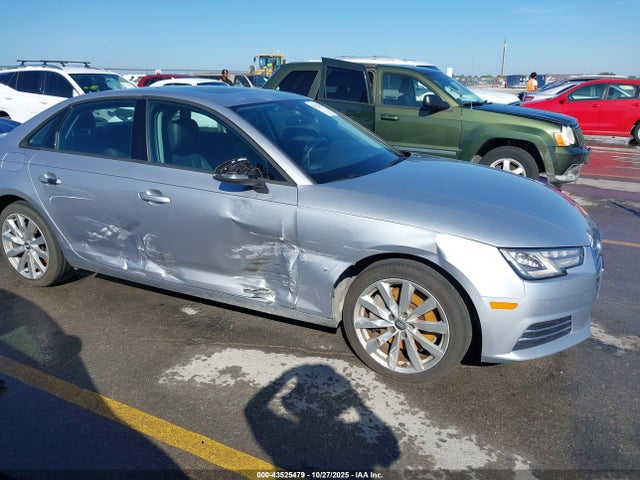 2017 AUDI A4 WAUANAF45HN000240 Photo 5