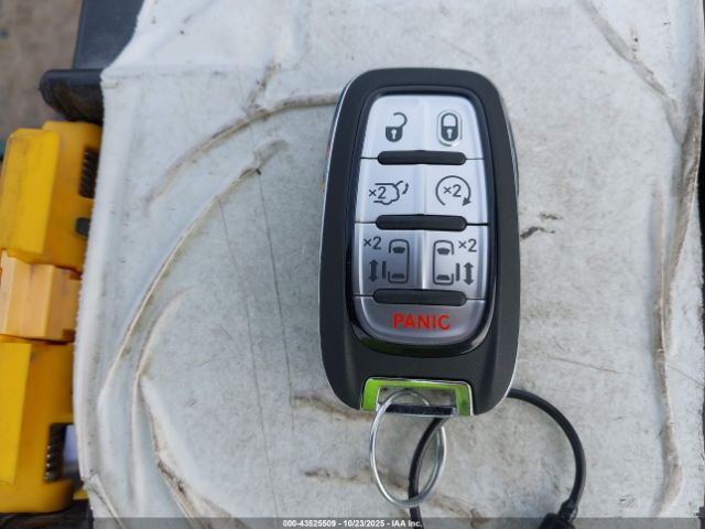 2024 CHRYSLER PACIFICA HYBRID 2C4RC1S77RR150141 Photo 10