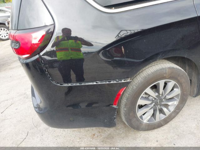 2024 CHRYSLER PACIFICA HYBRID 2C4RC1S77RR150141 Photo 5