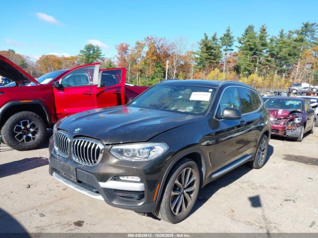 2019 BMW X3 5UXTR9C5XKLE15196 Photo 1