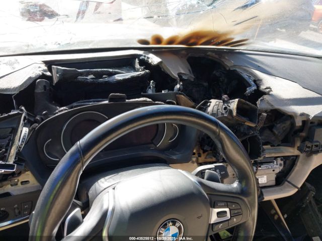 2019 BMW X3 5UXTR9C5XKLE15196 Photo 5