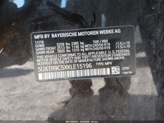 2019 BMW X3 5UXTR9C5XKLE15196 Photo 8