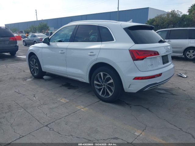 2021 AUDI Q5 WA1BAAFY0M2009066 Photo 2