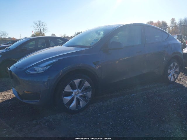 2023 TESLA MODEL Y 7SAYGDEE2PA155722 Photo 1