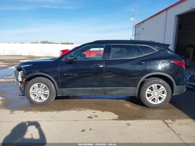 3GNKBHR46NS230852 Chevrolet Blazer Awd 2lt
