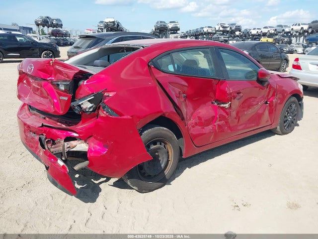 Продажа на аукционе авто 2015 Mazda Mazda3 I Sport, vin: 3MZBM1U76FM134895, номер лота: 43525749