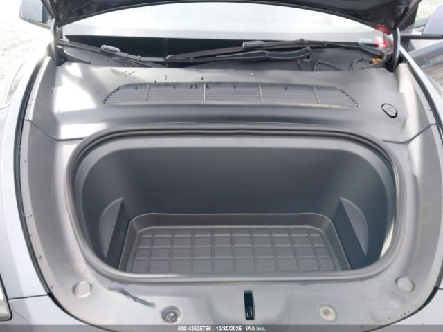 2023 TESLA MODEL Y 7SAYGDEE4PA068663 Photo 9