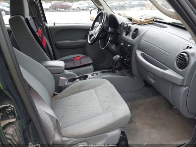 2005 JEEP LIBERTY 1J4GL48K45W503080 Photo 4