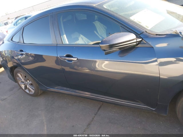 Honda Civic 2019 19XFC1F3XKE216926 Image 26