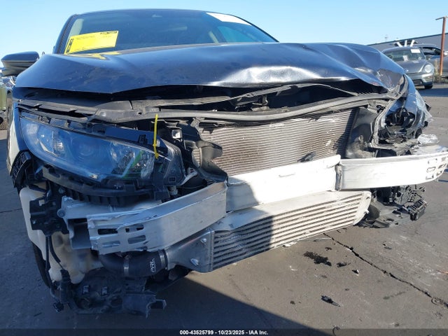 Honda Civic 2019 19XFC1F3XKE216926 Image 32