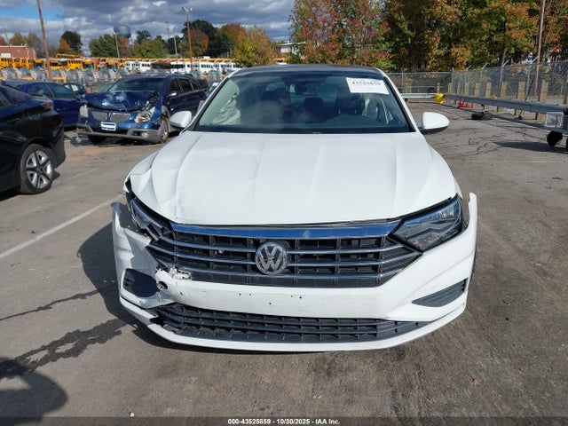 Продаж на аукціоні авто 2019 Volkswagen Jetta 1.4t R-line/1.4t S/se, vin: 3VWCB7BU0KM177693, номер лоту: 43525859