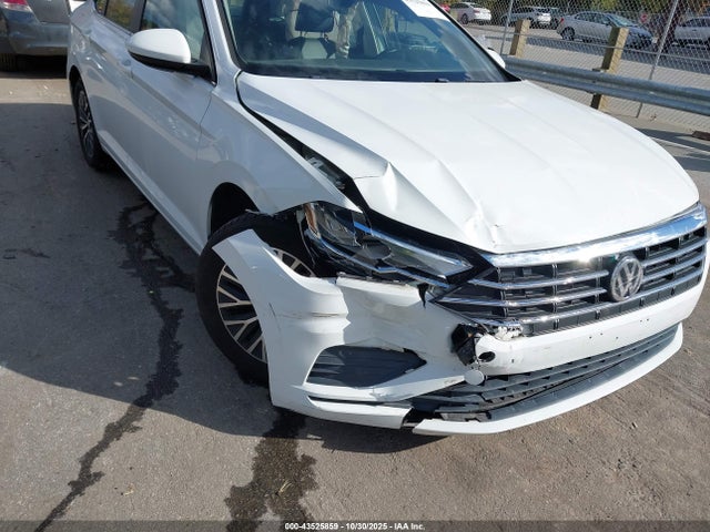 Продаж на аукціоні авто 2019 Volkswagen Jetta 1.4t R-line/1.4t S/se, vin: 3VWCB7BU0KM177693, номер лоту: 43525859