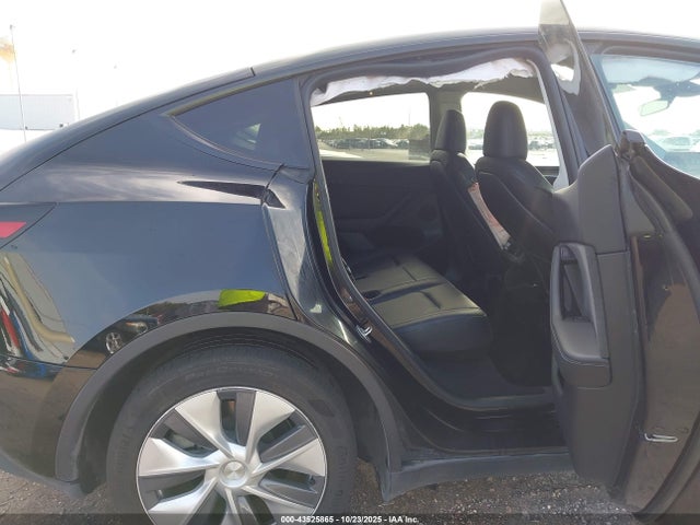 Aukcja sprzedaży 2024 Tesla Model Y Rwd, vin: 7SAYGDEDXRF071712, numer aukcji: 43525865