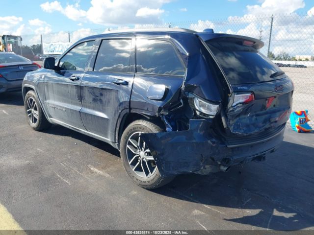 2018 JEEP GRAND CHEROKEE 1C4RJFLG5JC103995 Photo 2