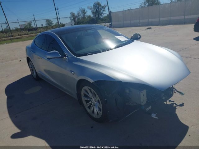 2017 TESLA MODEL S 5YJSA1E25HF212217 Photo 0