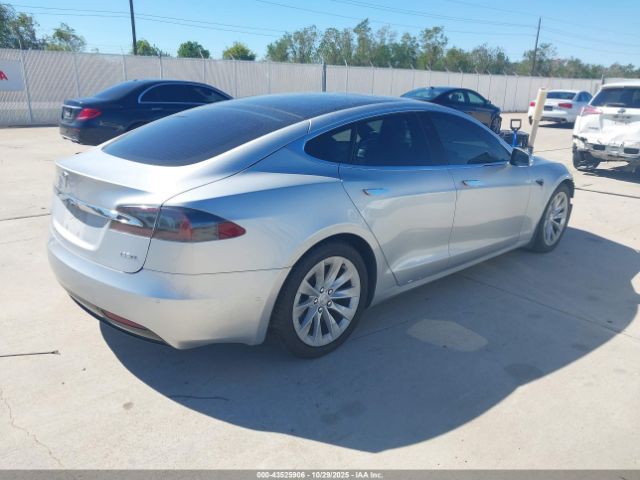 2017 TESLA MODEL S 5YJSA1E25HF212217 Photo 3