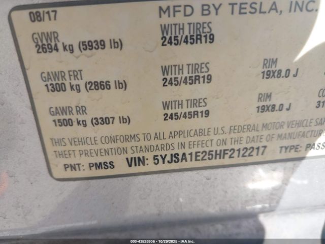 2017 TESLA MODEL S 5YJSA1E25HF212217 Photo 8