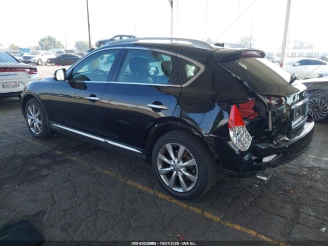 2017 INFINITI QX50 JN1BJ0RP2HM390029 Photo 2