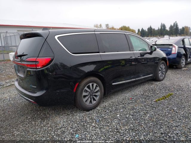 2022 CHRYSLER PACIFICA HYBRID 2C4RC1S77NR119210 Photo 3