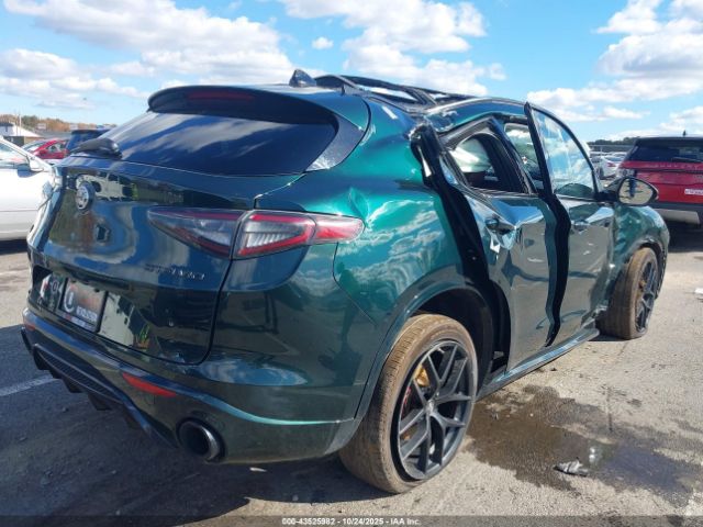 2021 ALFA ROMEO STELVIO ZASPAKBN4M7D15730 Photo 3