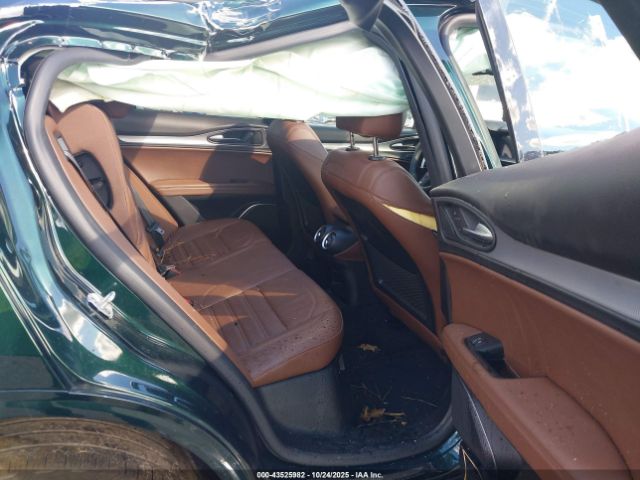 2021 ALFA ROMEO STELVIO ZASPAKBN4M7D15730 Photo 7