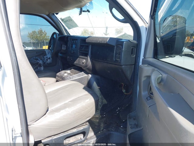 2013 CHEVROLET EXPRESS 2500 1GCWGFCA8D1128676 Photo 4