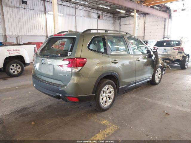 2021 SUBARU FORESTER JF2SKADC4MH502872 Photo 3