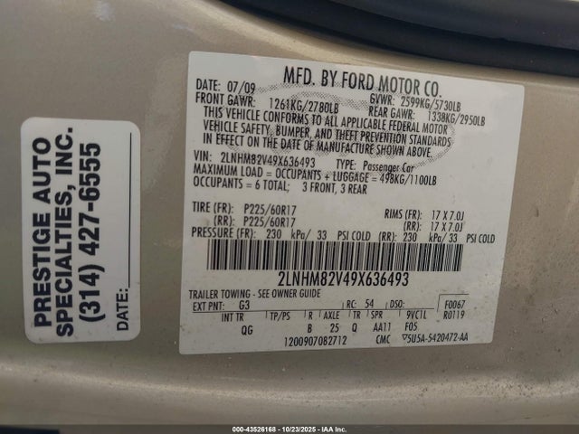 2009 LINCOLN TOWN CAR 2LNHM82V49X636493 Photo 8