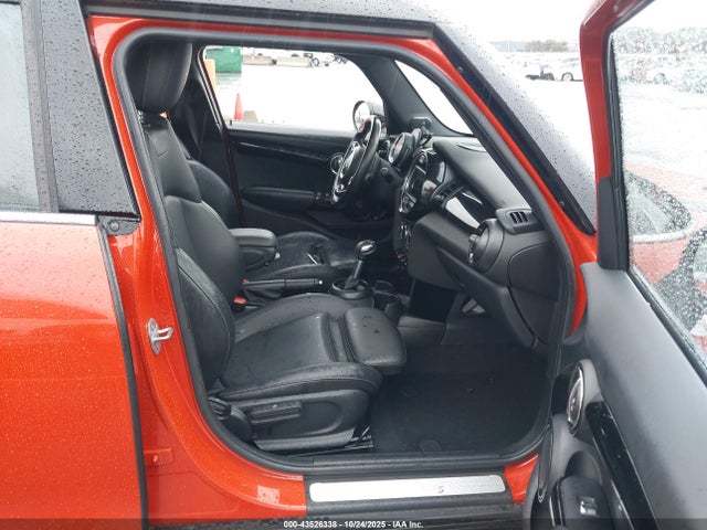 2019 MINI HARDTOP WMWXU3C54K2H87604 Photo 4