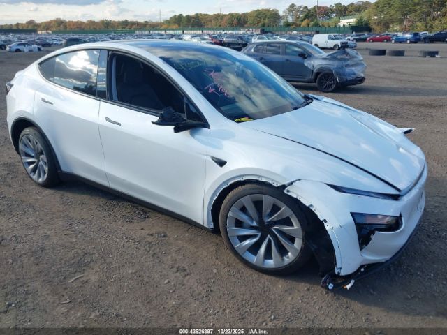 2026 TESLA MODEL Y 7SAYGDEEXTA471024 Photo 0