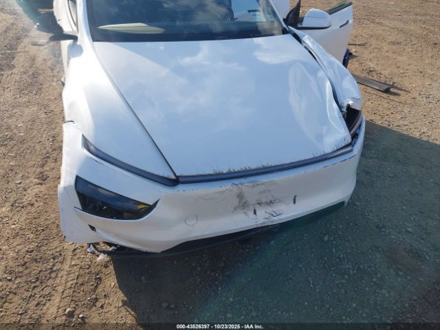 2026 TESLA MODEL Y 7SAYGDEEXTA471024 Photo 5