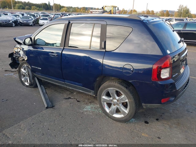 Jeep Compass Latitude 2014 1C4NJDEB3ED885766 Image 3