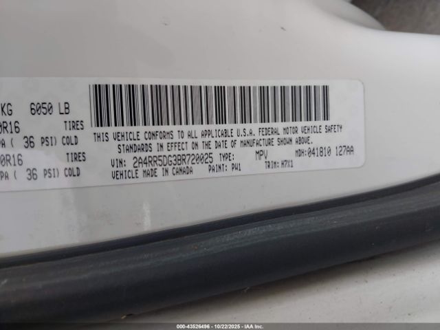 2011 CHRYSLER TOWN & COUNTRY 2A4RR5DG3BR720025 Photo 8