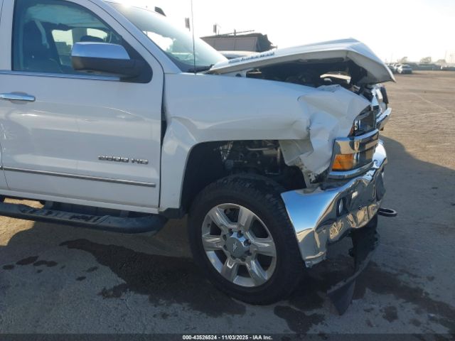 2017 CHEVROLET SILVERADO 2500HD 1GC1KWEY4HF161315 Photo 5