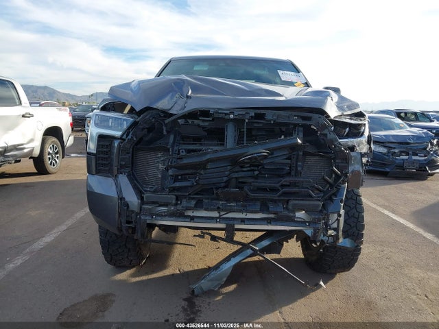 2025 TOYOTA TUNDRA HYBRID 5TFWC5DB1SX090196 Photo 5