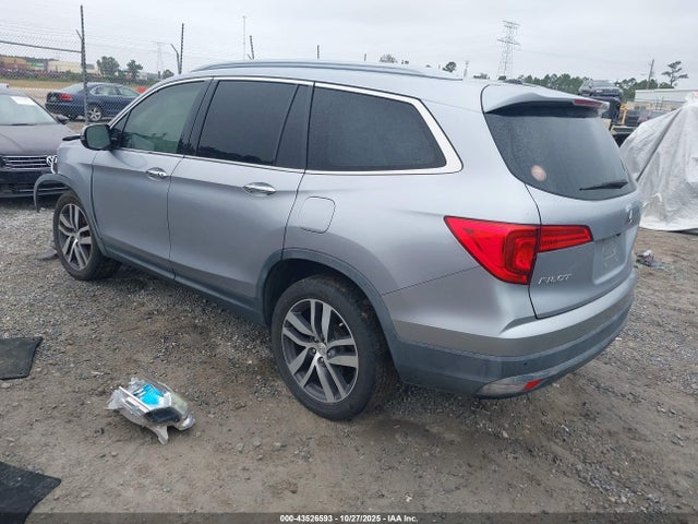 Honda Pilot Touring 2017 5FNYF5H90HB030940 Image 3